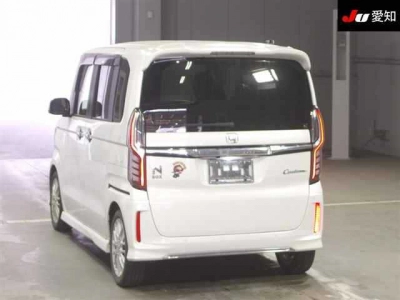 HONDA N BOX CUSTOM