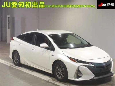 TOYOTA PRIUS PHV