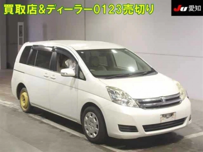 TOYOTA ISIS