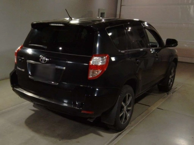TOYOTA VANGUARD