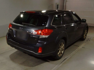 SUBARU OUTBACK