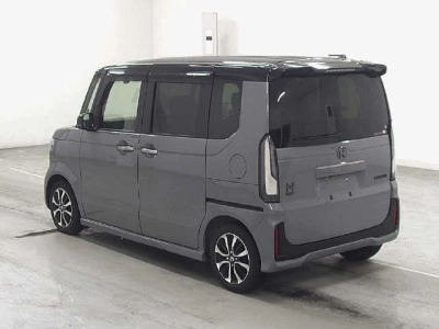 HONDA N BOX CUSTOM