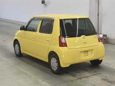 DAIHATSU ESSE
