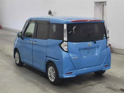 TOYOTA TANK