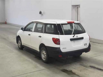 NISSAN AD