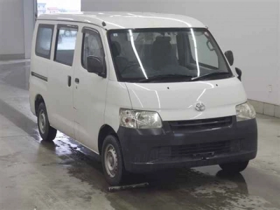 TOYOTA LITE ACE VAN