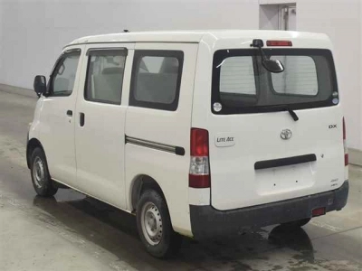 TOYOTA LITE ACE VAN