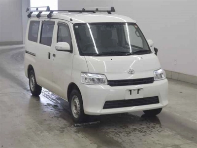 TOYOTA TOWN ACE VAN