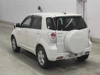 TOYOTA RUSH