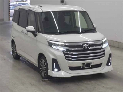 TOYOTA TANK