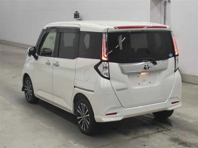TOYOTA TANK