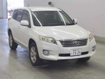 TOYOTA VANGUARD