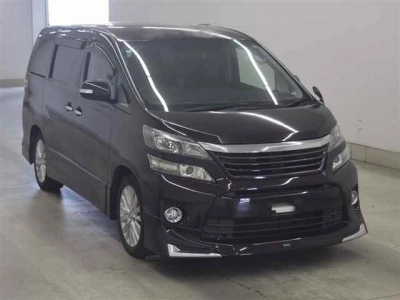 TOYOTA VELLFIRE