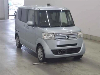 HONDA N BOX +