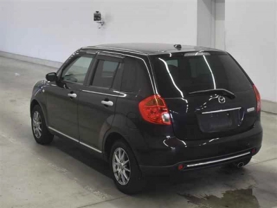 MAZDA VERISA