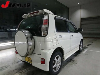 DAIHATSU TERIOS KID