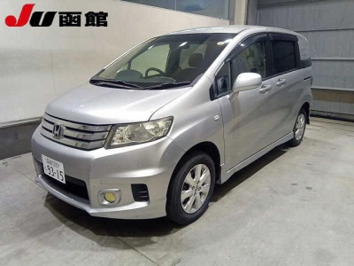 HONDA FREED SPIKE