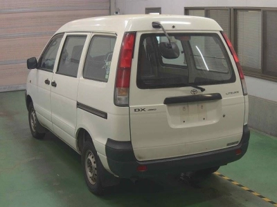 TOYOTA LITE ACE VAN