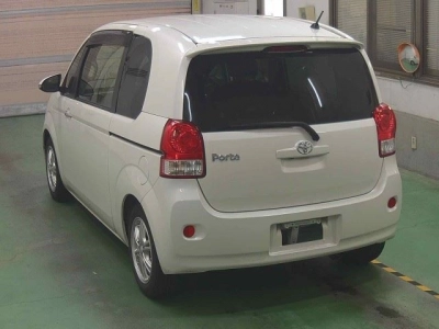 TOYOTA PORTE