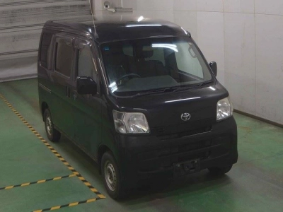 TOYOTA PIXIS VAN