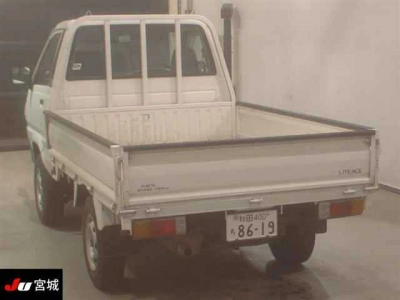 TOYOTA LITE ACE TRUCK