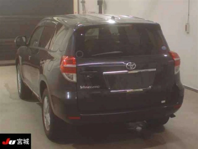 TOYOTA VANGUARD