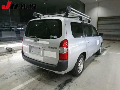 TOYOTA SUCCEED VAN