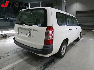 TOYOTA SUCCEED VAN