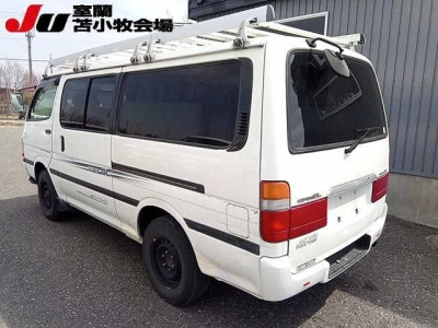 TOYOTA REGIUS VAN