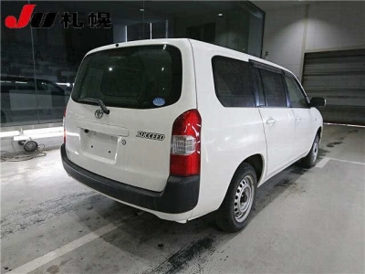 TOYOTA SUCCEED VAN