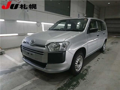 TOYOTA SUCCEED VAN