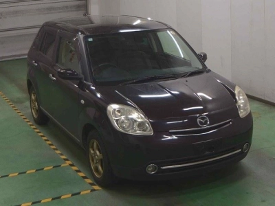 MAZDA VERISA