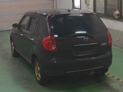 MAZDA VERISA
