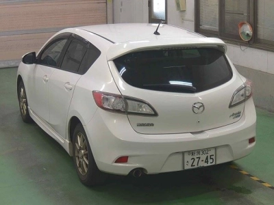 MAZDA AXELA SPORT