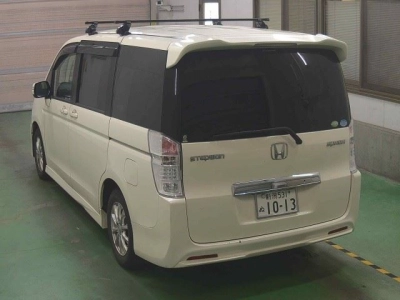 HONDA STEPWGN SPADA