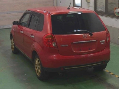 MAZDA VERISA