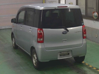 SUBARU LUCRA