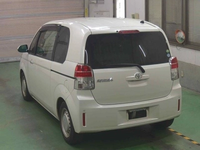 TOYOTA SPADE