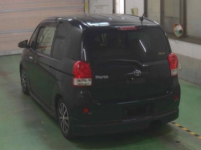 TOYOTA PORTE