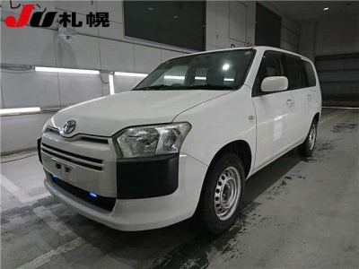 TOYOTA SUCCEED VAN