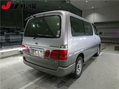 TOYOTA GRANVIA