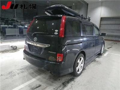 TOYOTA ISIS