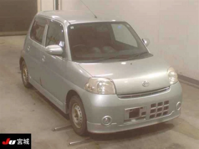 DAIHATSU ESSE