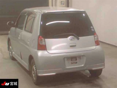 DAIHATSU ESSE