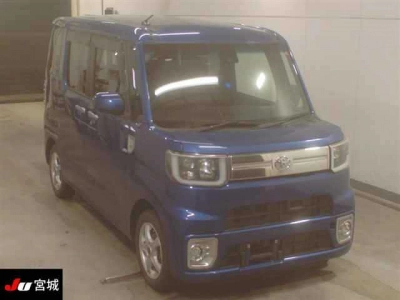 TOYOTA PIXIS MEGA