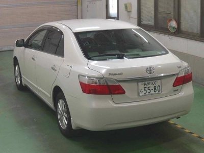 TOYOTA PREMIO