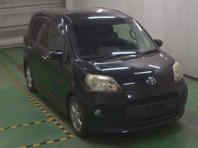 TOYOTA PORTE