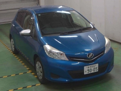TOYOTA VITZ