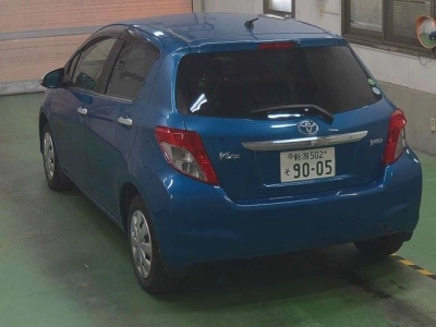 TOYOTA VITZ