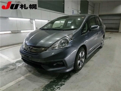 HONDA FIT SHUTTLE